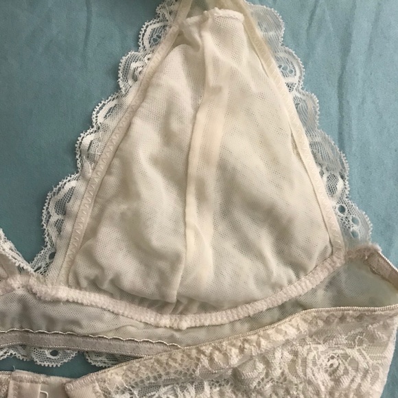 Ivory/white lace bralette halter, NWOT - Picture 4 of 6